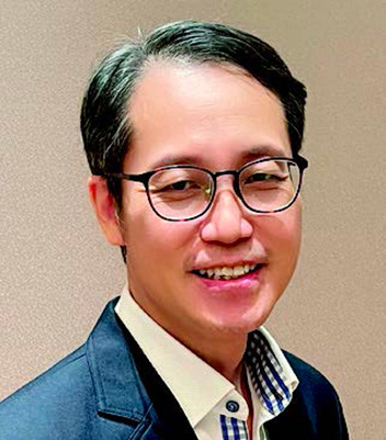 DC Russell Kwan